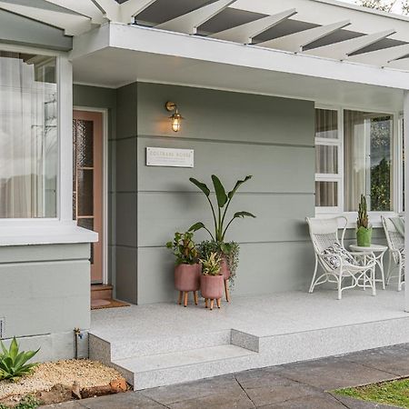 Coltrane House -Luxury Getaway Villa Mount Gambier Exterior photo